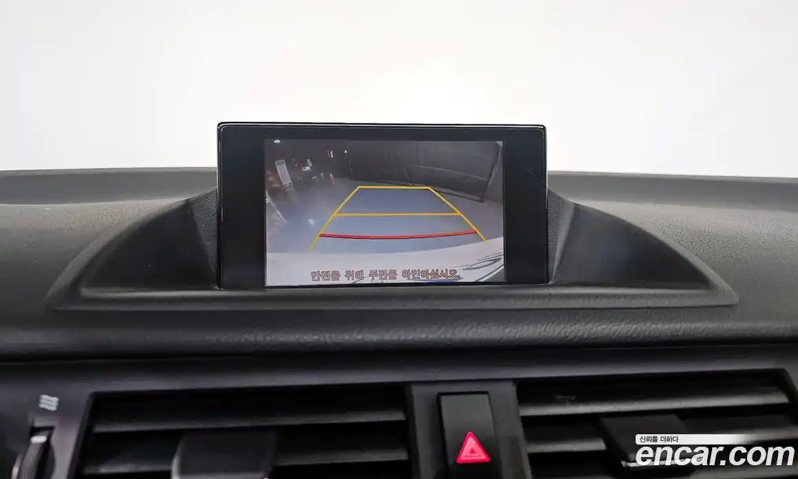 Lexus CT200h 2015 1.8 Автомат в Москве № 232035, фото 16