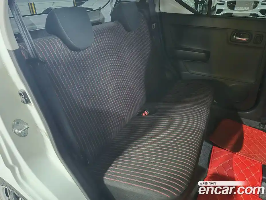 Suzuki Alto 2015 0.7 Автомат в Москве № 257811, фото 13