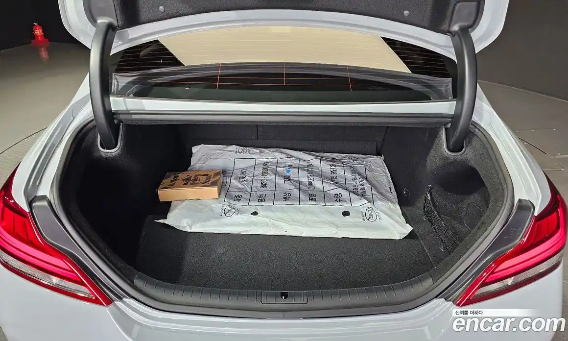 Genesis G70 2018 2.0 Автомат в Москве № 25799, фото 13