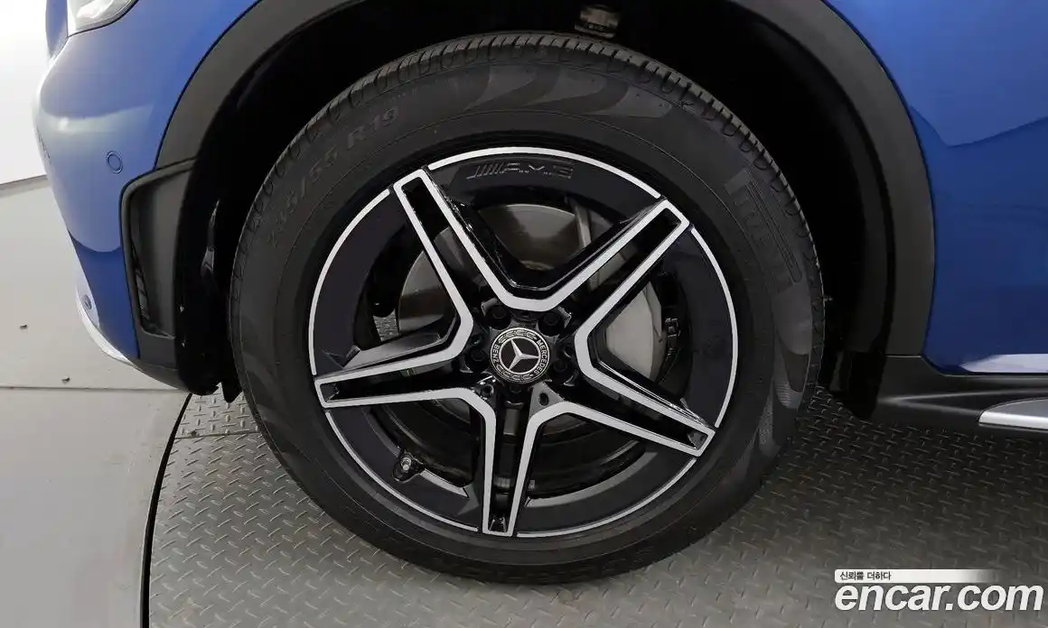 Mercedes-Benz GLC-Class 2023 2.0 Автомат в Москве № 263104, фото 17