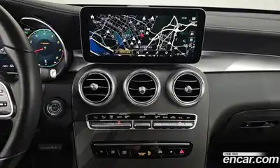 Mercedes-Benz GLC-Class 2023 2.0 Автомат в Москве № 263104, миниатюра 2