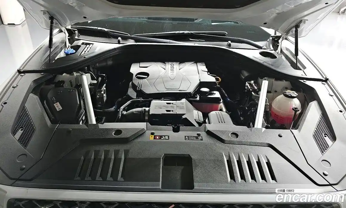 Genesis GV70 2024 2.5 Автомат в Москве № 26481, фото 6