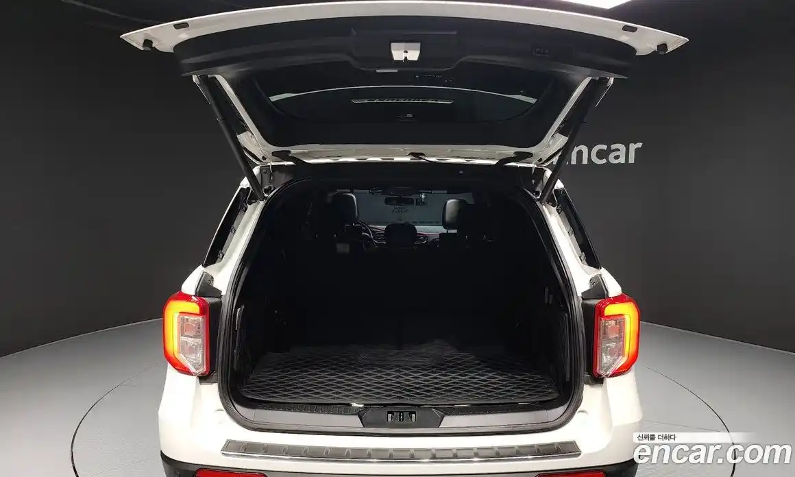 Ford Explorer 2020 2.3 Автомат в Москве № 273463, фото 20