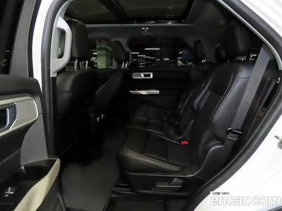 Ford Explorer 2022 2.3 Автомат в Москве № 273484, фото 7