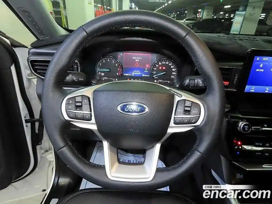 Ford Explorer 2022 2.3 Автомат в Москве № 273484, фото 8