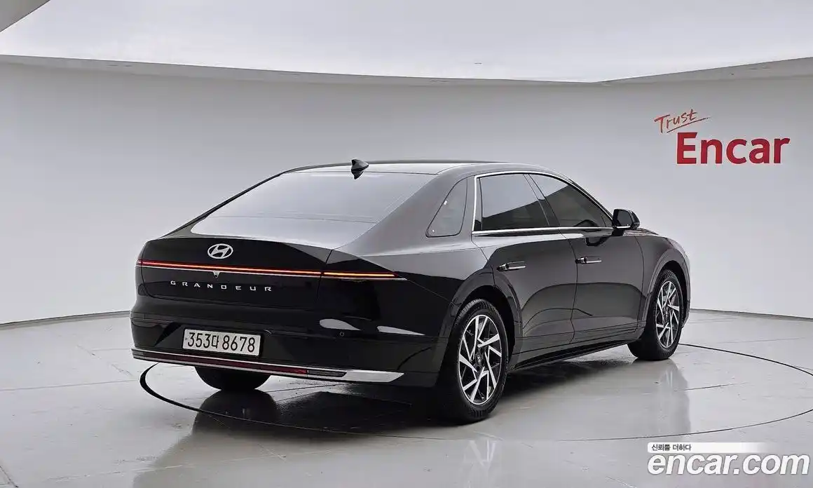 Hyundai Grandeur 2023 3.5 Автомат в Москве № 274793, фото 15