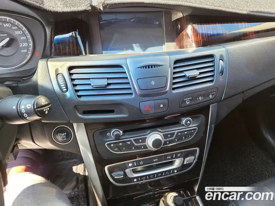 Renault SM5 2011 2.0 Автомат в Москве № 277846, фото 13