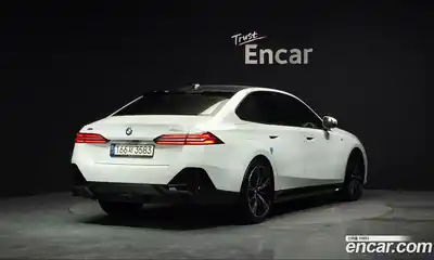 BMW 5-Series 2024 2.0 Автомат в Москве № 280337, миниатюра 2