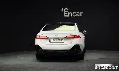 BMW 5-Series 2024 2.0 Автомат в Москве № 280337, миниатюра 4