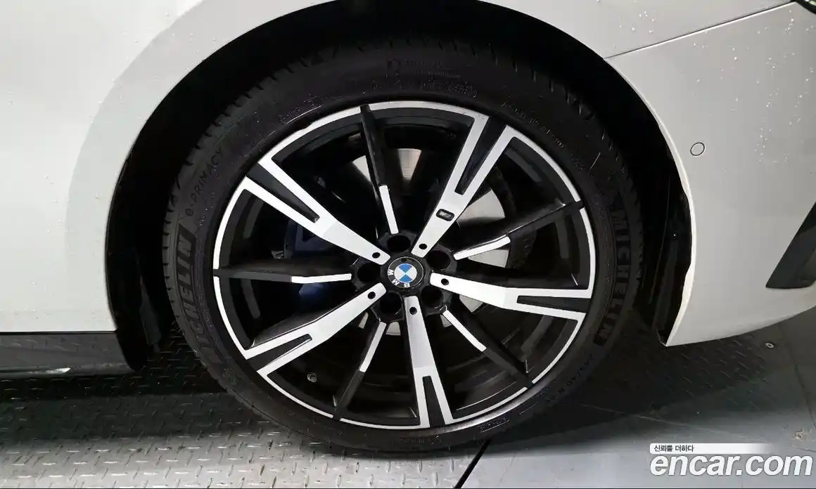 BMW 5-Series 2024 2.0 Автомат в Москве № 280337, фото 5