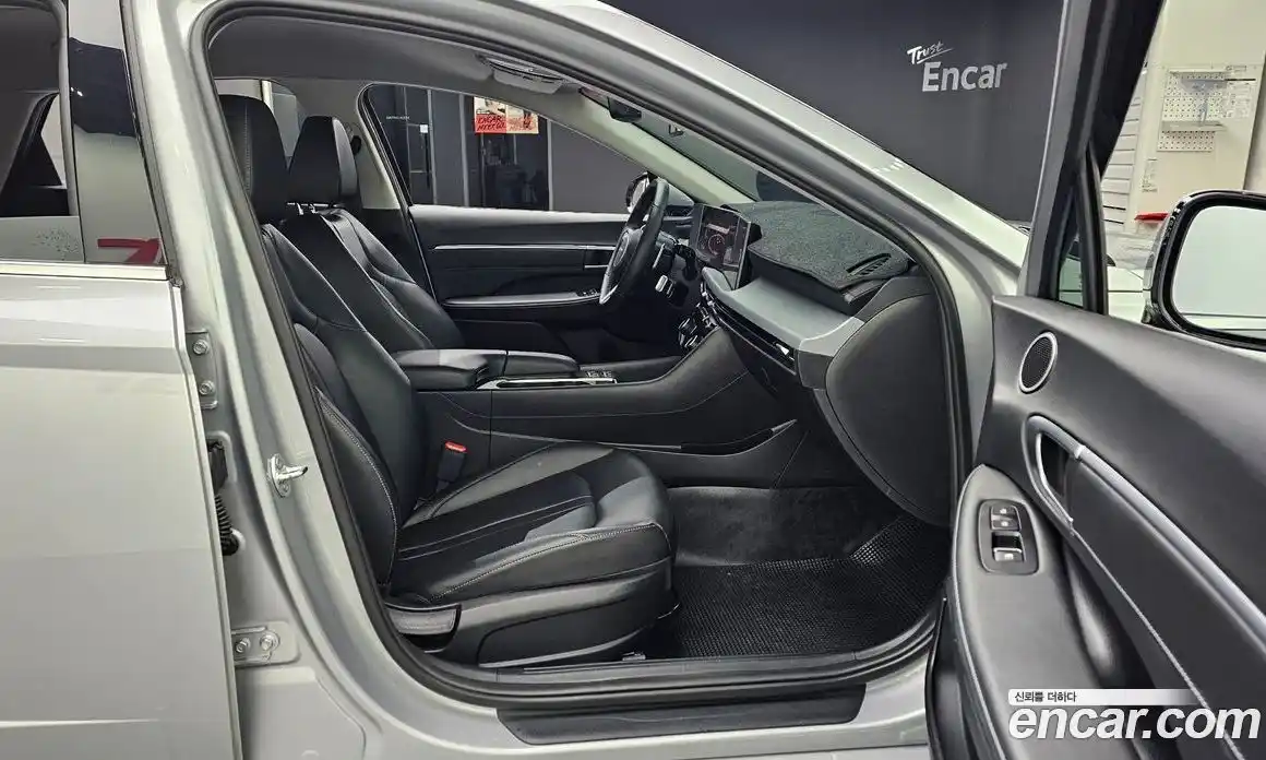 Hyundai Sonata 2025 2.0 Автомат в Москве № 284251, фото 4