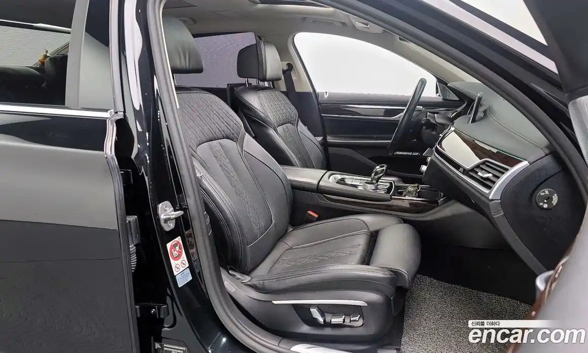 BMW 7-Series 2016 3.0 Автомат в Москве № 285372, фото 3