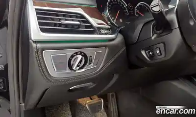 BMW 7-Series 2016 3.0 Автомат в Москве № 285372, миниатюра 8