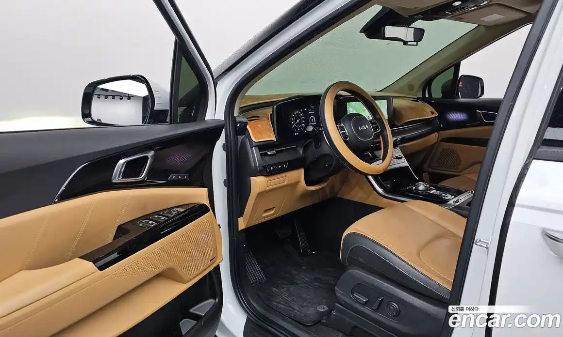 Kia Canival 2023 2.2 Автомат в Москве № 287762, фото 15