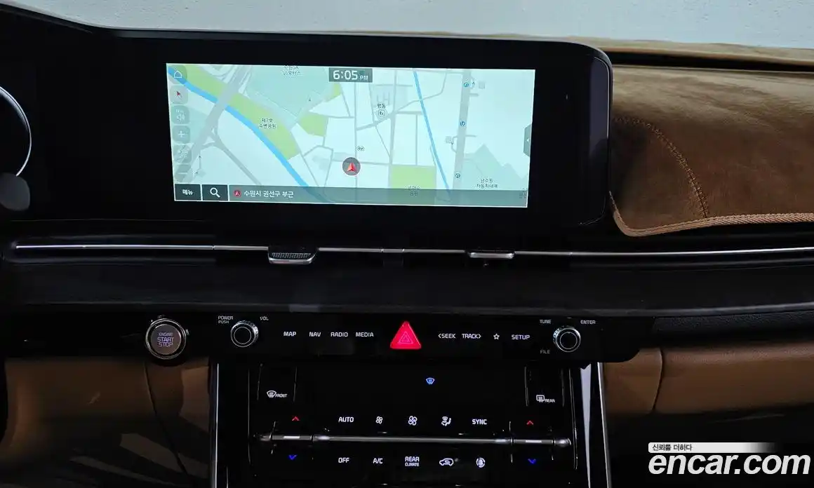 Kia Canival 2023 2.2 Автомат в Москве № 287762, фото 19