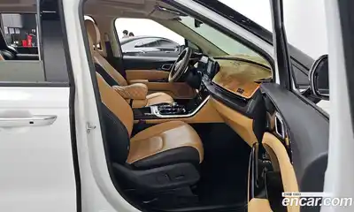 Kia Canival 2023 2.2 Автомат в Москве № 287762, миниатюра 8