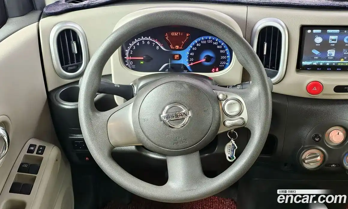 Nissan Cube 2013 1.8 Автомат в Москве № 295799, фото 19