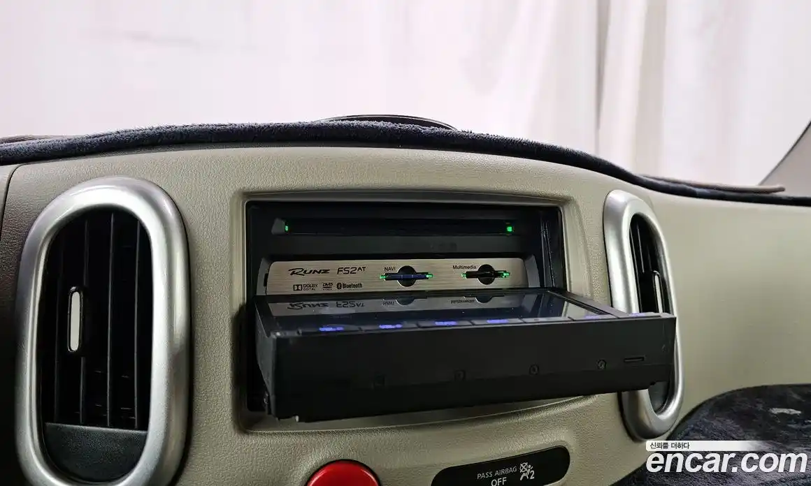 Nissan Cube 2013 1.8 Автомат в Москве № 295799, фото 20