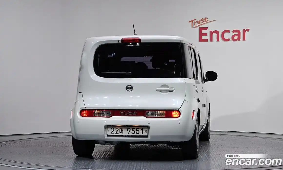 Nissan Cube 2013 1.8 Автомат в Москве № 295799, фото 4