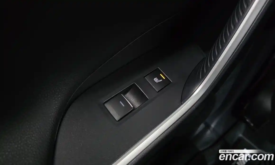 Toyota RAV4 2023 2.5 Автомат в Москве № 302628, фото 20