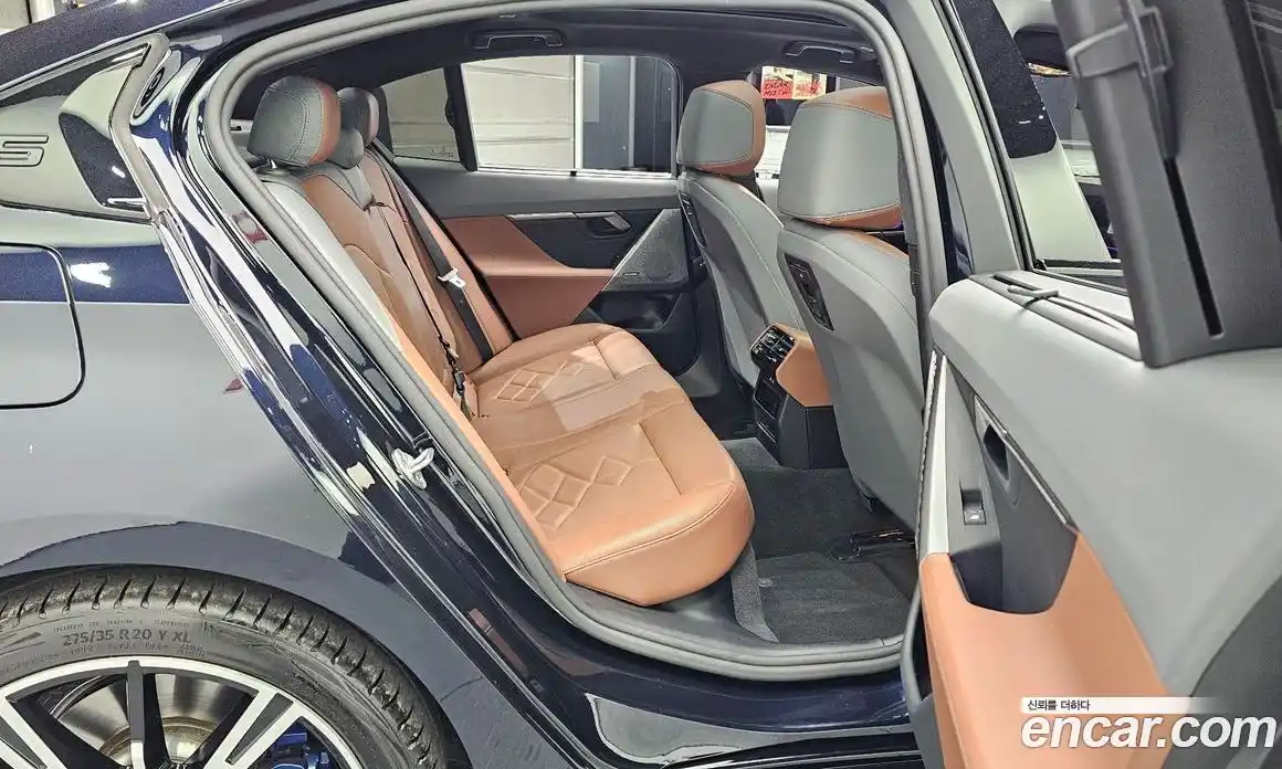 BMW 5-Series 2025 2.0 Автомат в Москве № 302662, фото 11