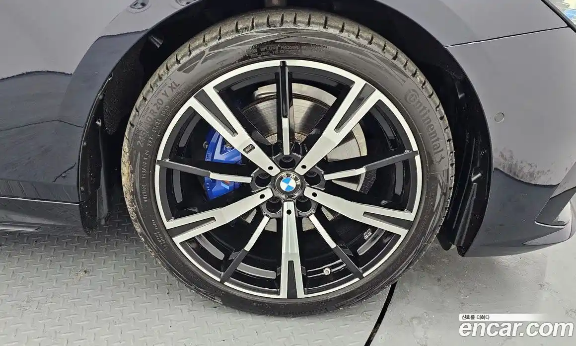 BMW 5-Series 2025 2.0 Автомат в Москве № 302662, фото 8