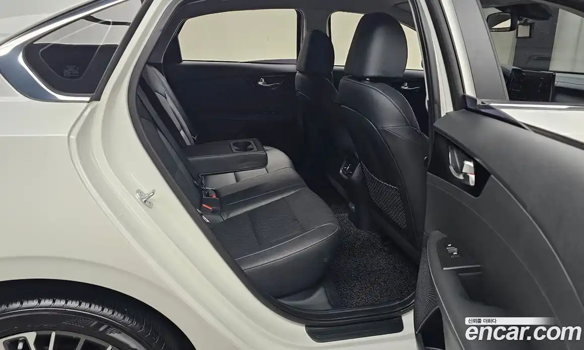 Kia K3 2024 1.6 Автомат в Москве № 307007, фото 7