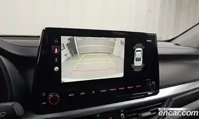 Kia K3 2024 1.6 Автомат в Москве № 307007, миниатюра 10