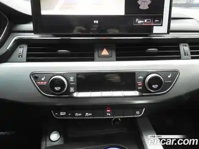 Audi A4 2023 2.0 Автомат в Москве № 312353, миниатюра 8