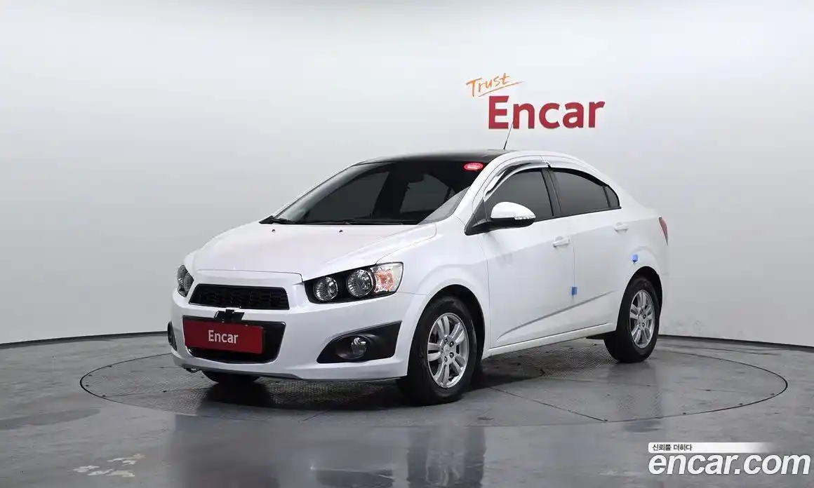 Chevrolet Aveo 2015 1.4 Автомат в Москве № 314886, фото 11