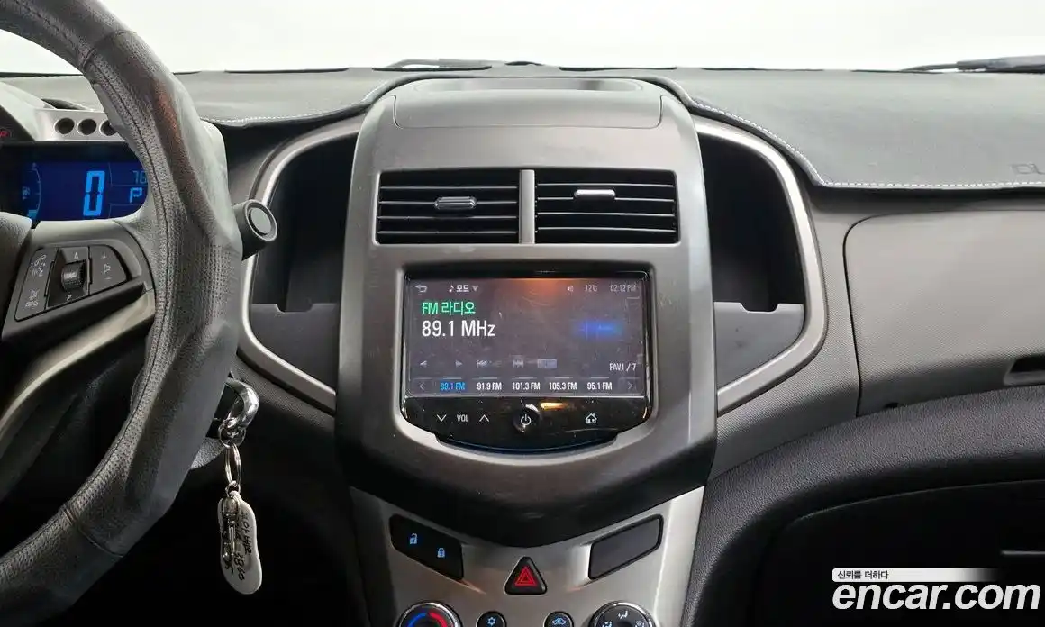 Chevrolet Aveo 2015 1.4 Автомат в Москве № 314886, фото 15