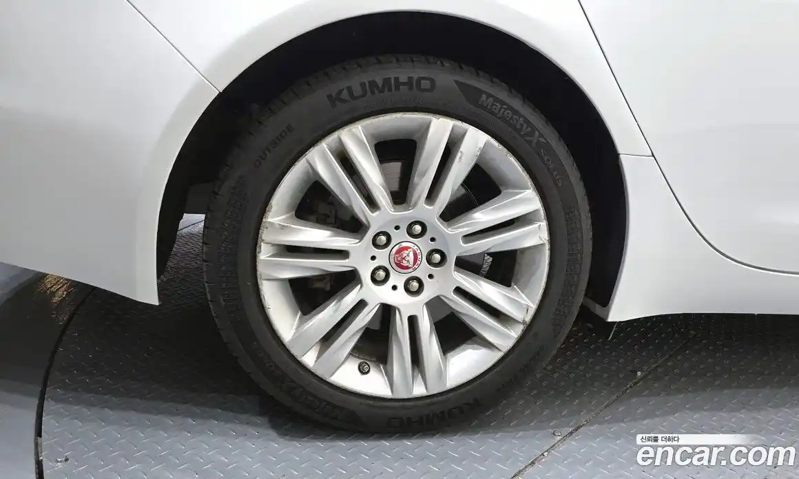 Jaguar XF 2017 2.0 Автомат в Москве № 335809, фото 5