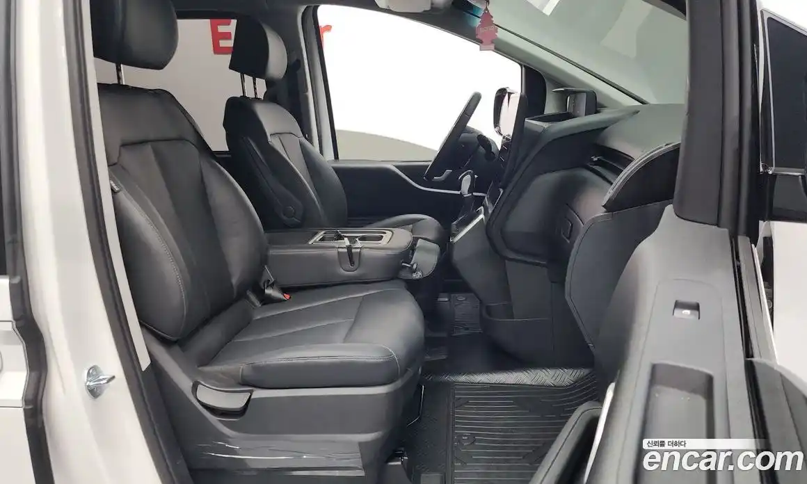 Hyundai Staria 2025 2.2 Автомат в Москве № 3572, фото 5