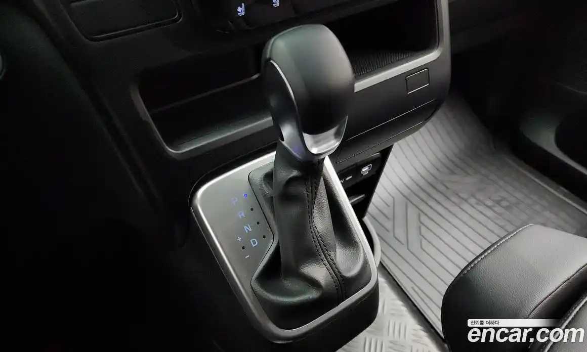 Hyundai Staria 2025 2.2 Автомат в Москве № 3572, фото 6