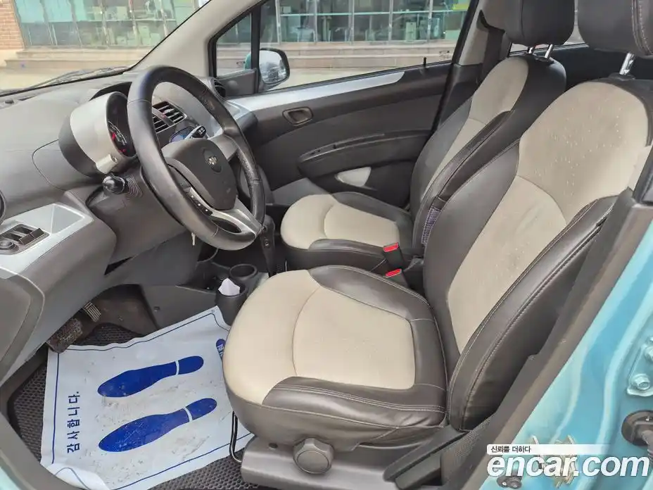 Chevrolet Spark 2012 1.0 Автомат в Москве № 37141, фото 11