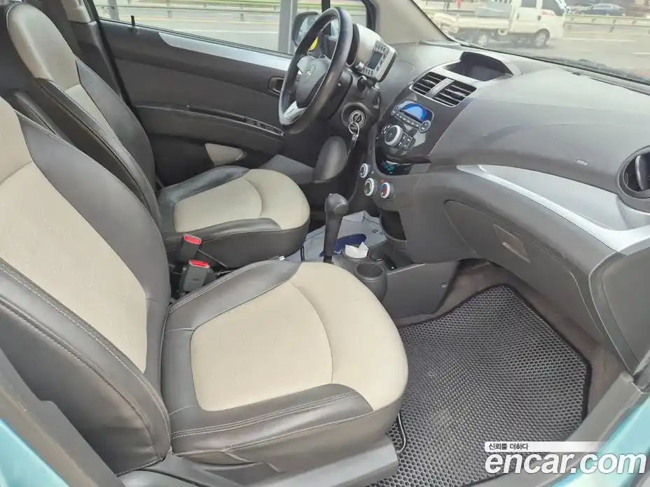 Chevrolet Spark 2012 1.0 Автомат в Москве № 37141, фото 12