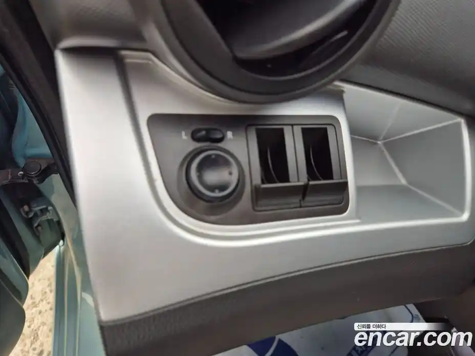 Chevrolet Spark 2012 1.0 Автомат в Москве № 37141, фото 17