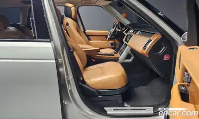 Land Rover Range-Rover 2018 4.4 Автомат в Москве № 374948, миниатюра 11