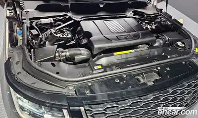 Land Rover Range-Rover 2018 4.4 Автомат в Москве № 374948, миниатюра 6
