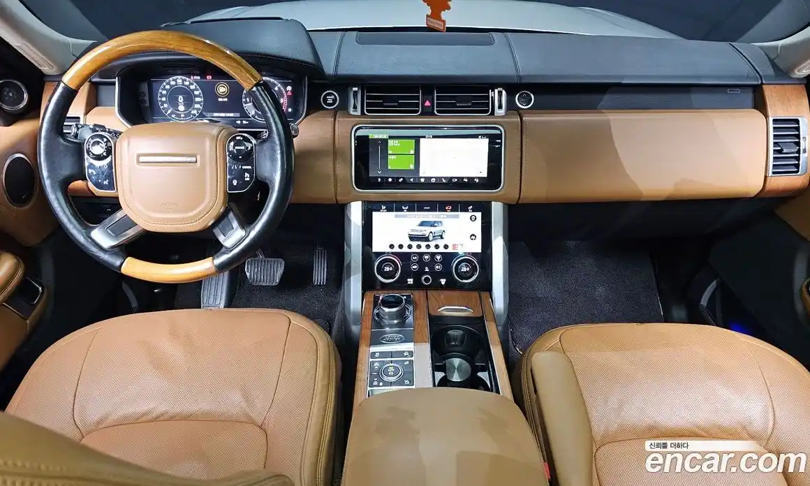 Land Rover Range-Rover 2018 4.4 Автомат в Москве № 374948, фото 7