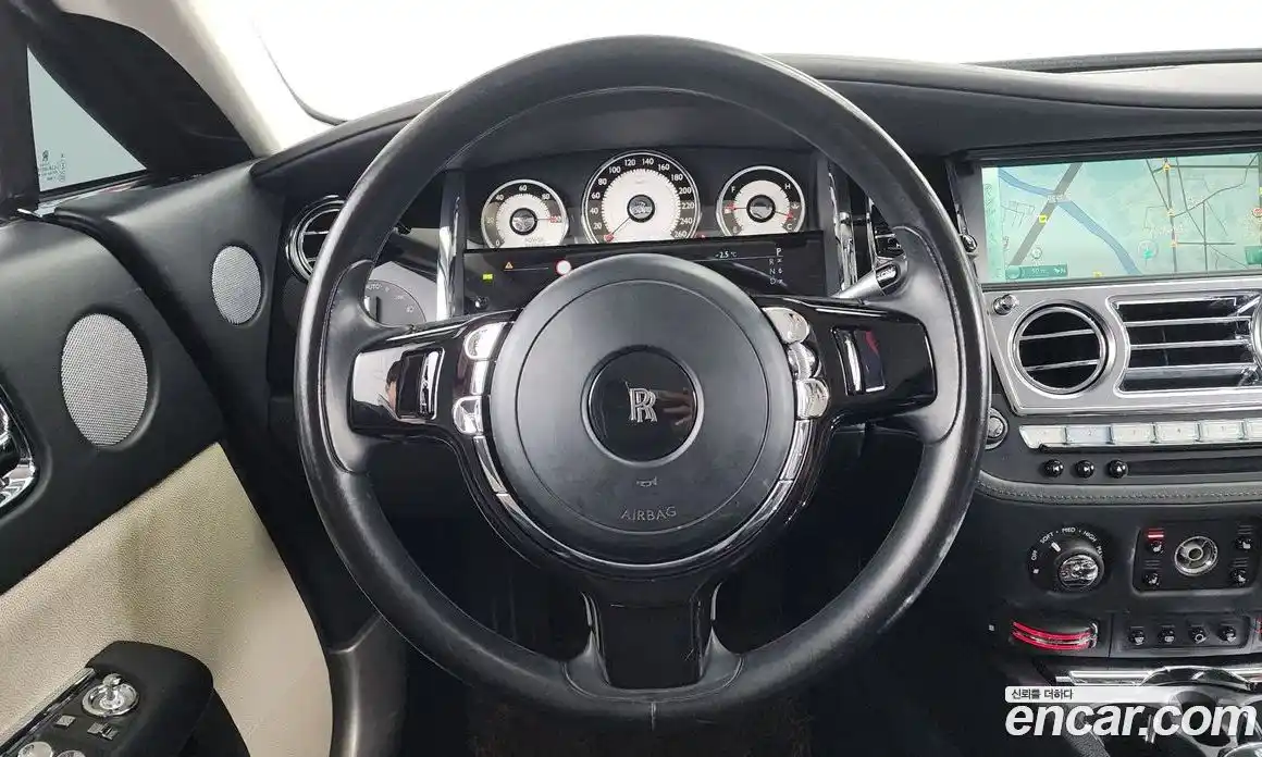 Rolls-Royce Wraith 2015 6.6 Автомат в Москве № 387504, фото 13