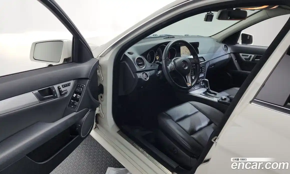 Mercedes-Benz C-Class 2012 2.1 Автомат в Москве № 390720, фото 10