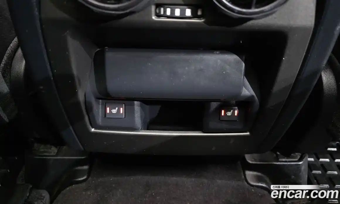 Land Rover Discovery 2013 3.0 Автомат в Москве № 392519, фото 18