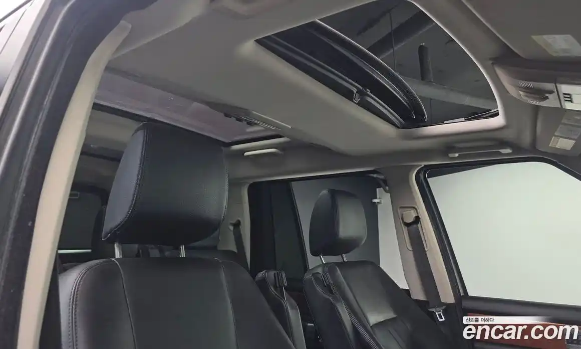 Land Rover Discovery 2013 3.0 Автомат в Москве № 392519, фото 19