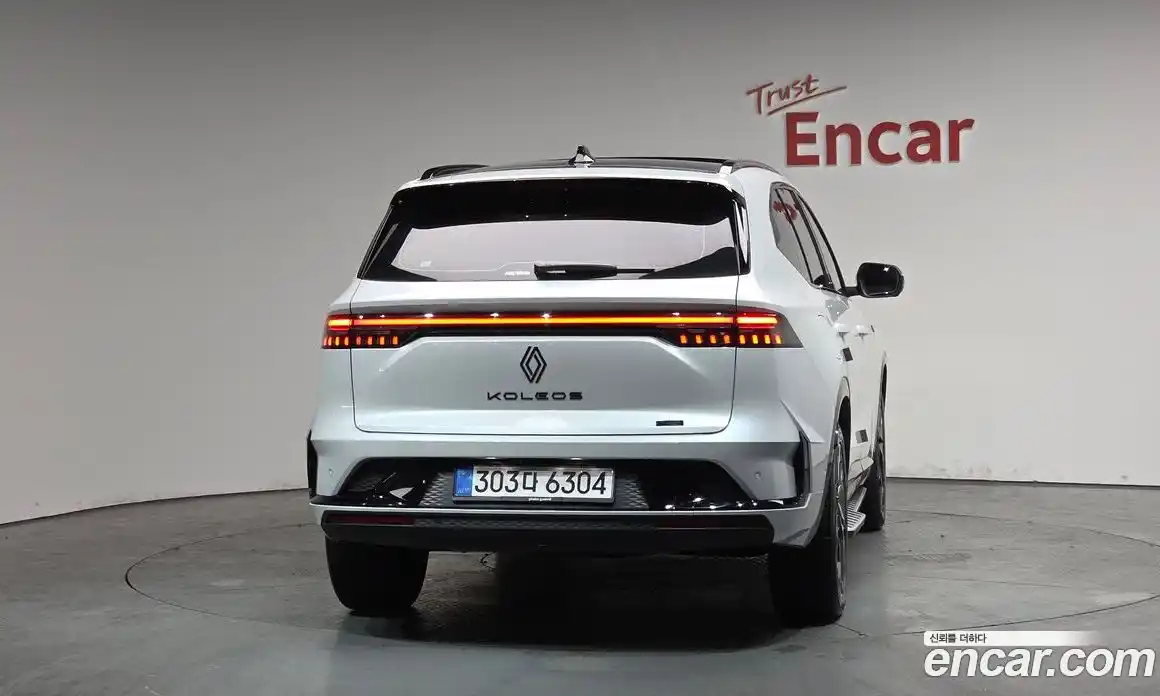 Renault Grand Koleos 2026 1.5 Автомат в Москве № 397699, фото 3