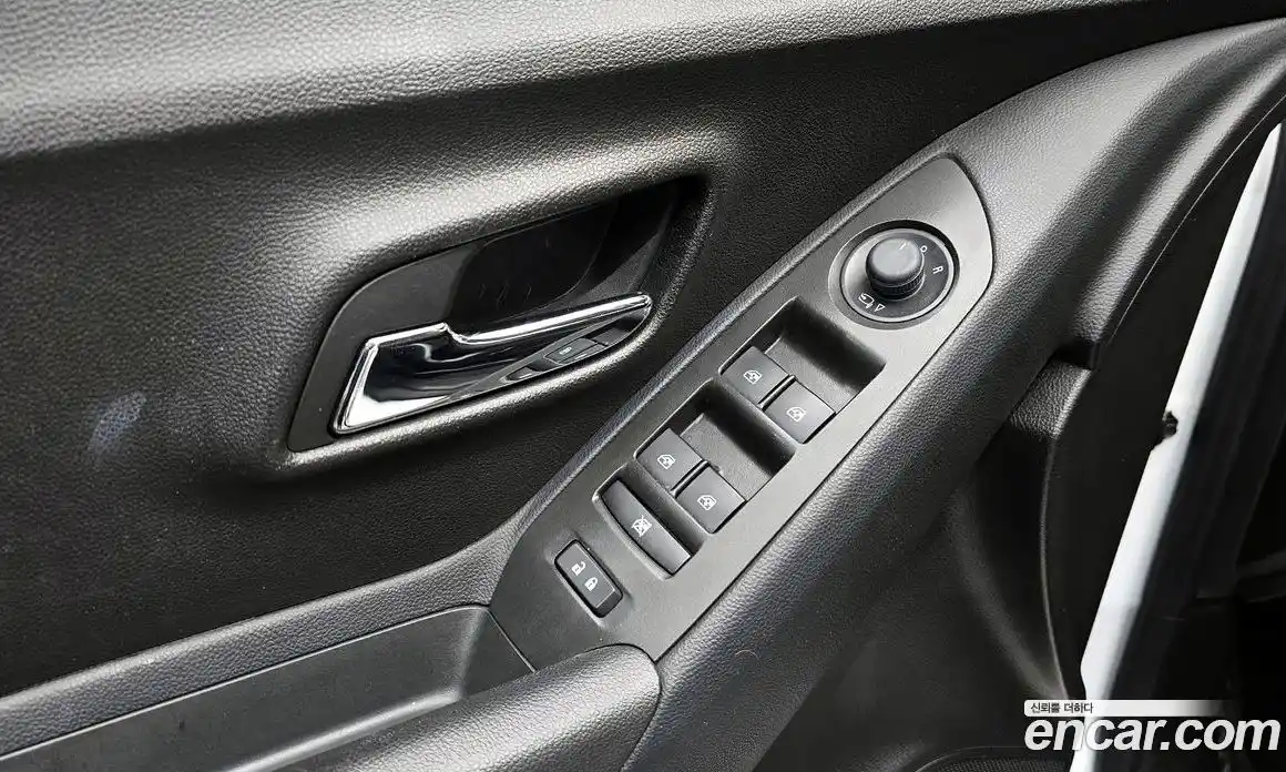 Chevrolet Trax 2016 1.6 Автомат в Москве № 39947, фото 13