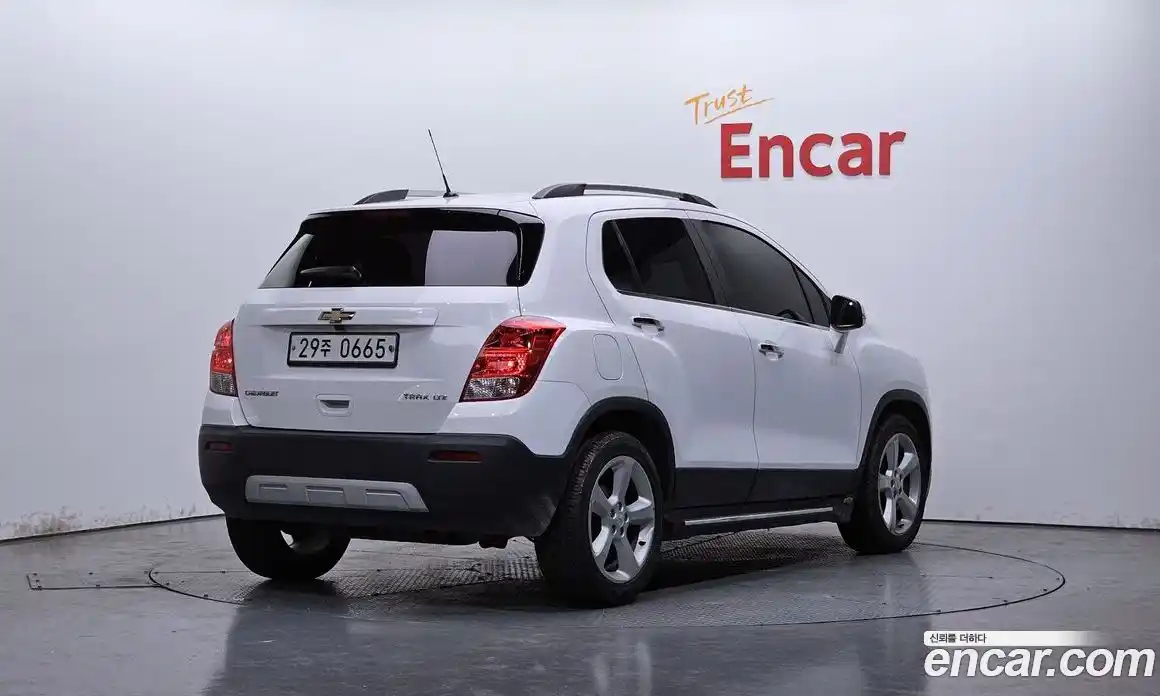 Chevrolet Trax 2016 1.6 Автомат в Москве № 39947, фото 15