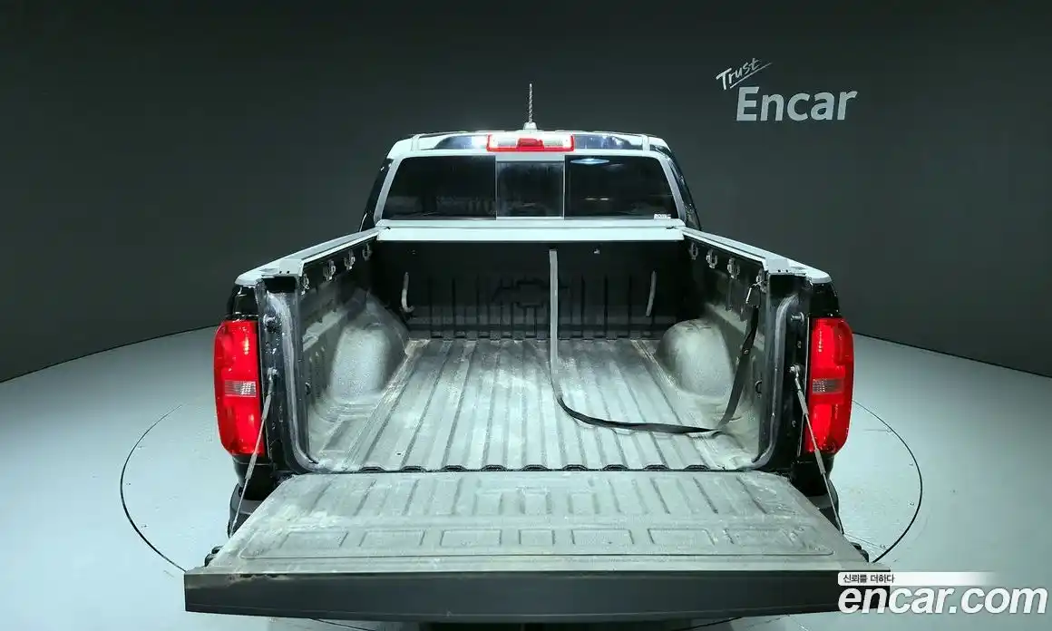 Chevrolet Colorado 2021 3.6 Автомат в Москве № 40592, фото 15