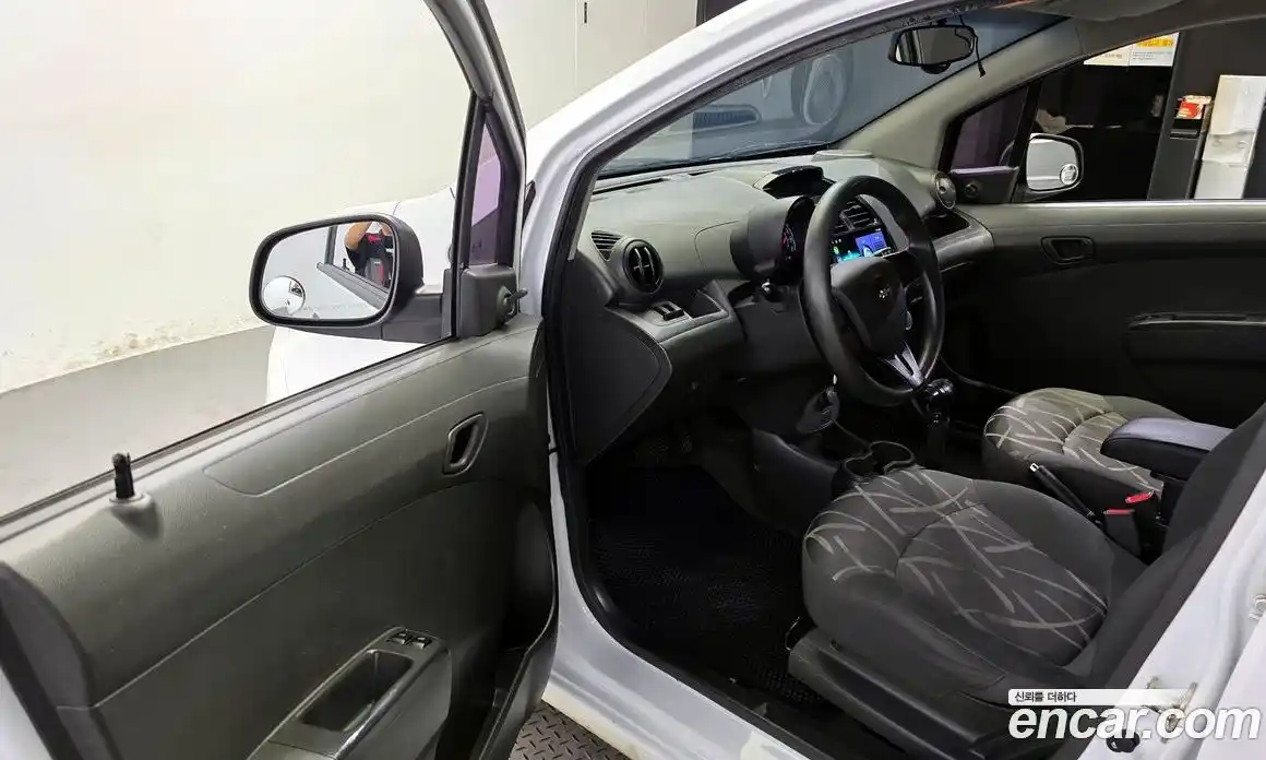 Chevrolet Spark 2013 1.0 Автомат в Москве № 41180, фото 12