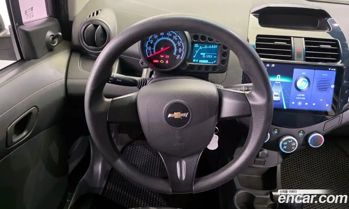 Chevrolet Spark 2013 1.0 Автомат в Москве № 41180, фото 13